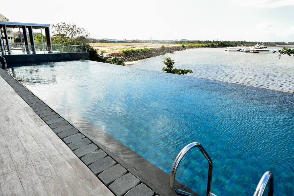 Lovina 8-Ad At One Residence Batam Kültér fotó
